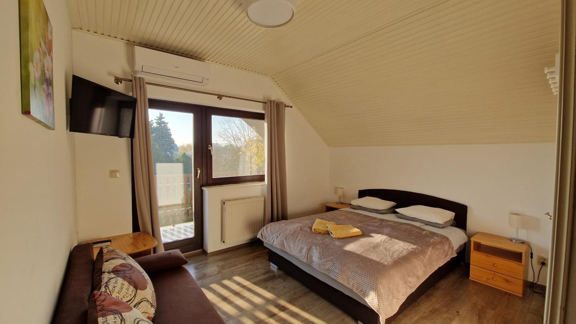 バラトンフレド Balaton Panzio Fuered Bed & Breakfast エクステリア 写真