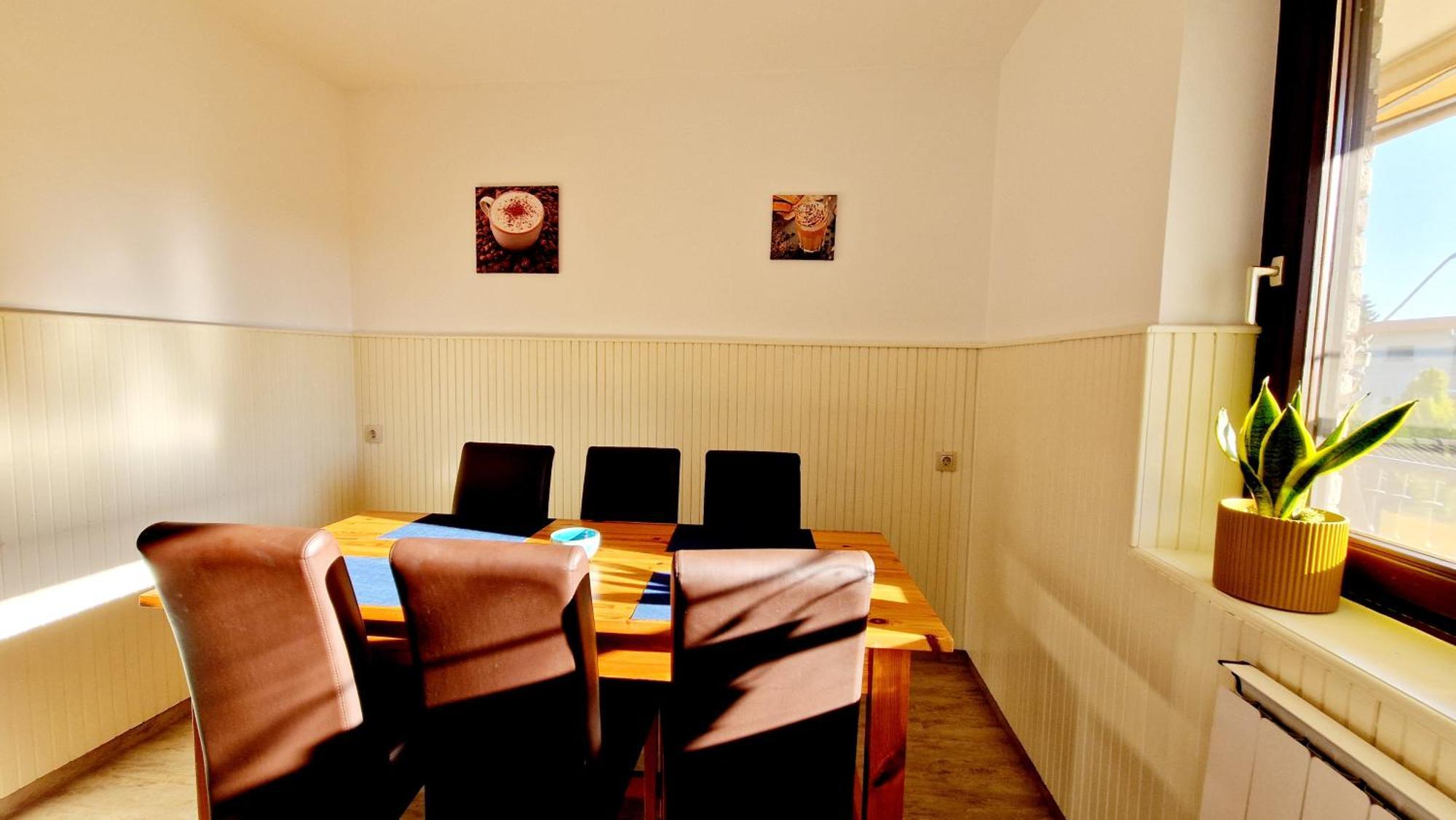 バラトンフレド Balaton Panzio Fuered Bed & Breakfast エクステリア 写真