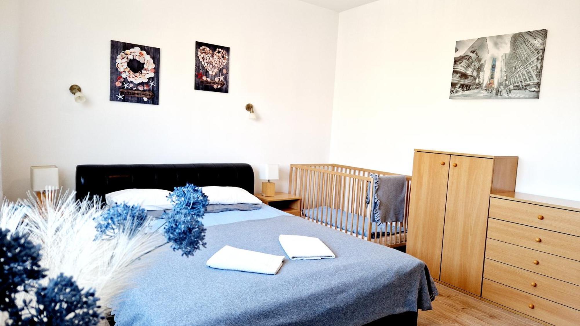 バラトンフレド Balaton Panzio Fuered Bed & Breakfast エクステリア 写真